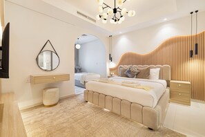 Deluxe Apartment, City View | WiFi (free) - Paramount Hotel Tallest Infinity Pool  (Dubai)