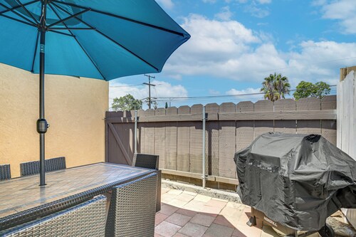 5 Mi to Sdsu & Trails! Stylish Apartment w/ Patio