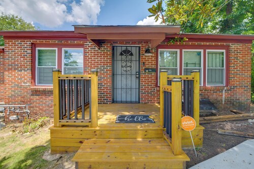 Walk to Historic Sites & Dtwn! Tuskegee Apartment