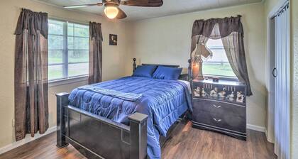 Family Home + Guest House! Near Fishing, Boat Ramp