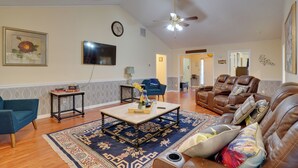 Rumah (4 Bedrooms) | Interior