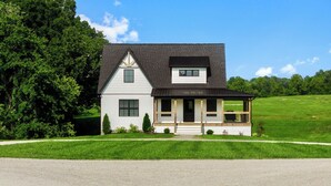 Nhà (4 Bedrooms) | Mặt tiền nơi lưu trú