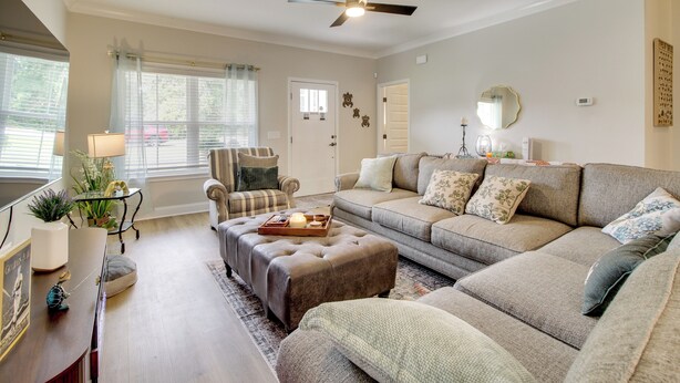 House (5 Bedrooms) | Interior