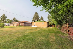 House (3 Bedrooms) | Interior - Cozy Northeast Montana Retreat - Hunters Welcome (Plentywood)