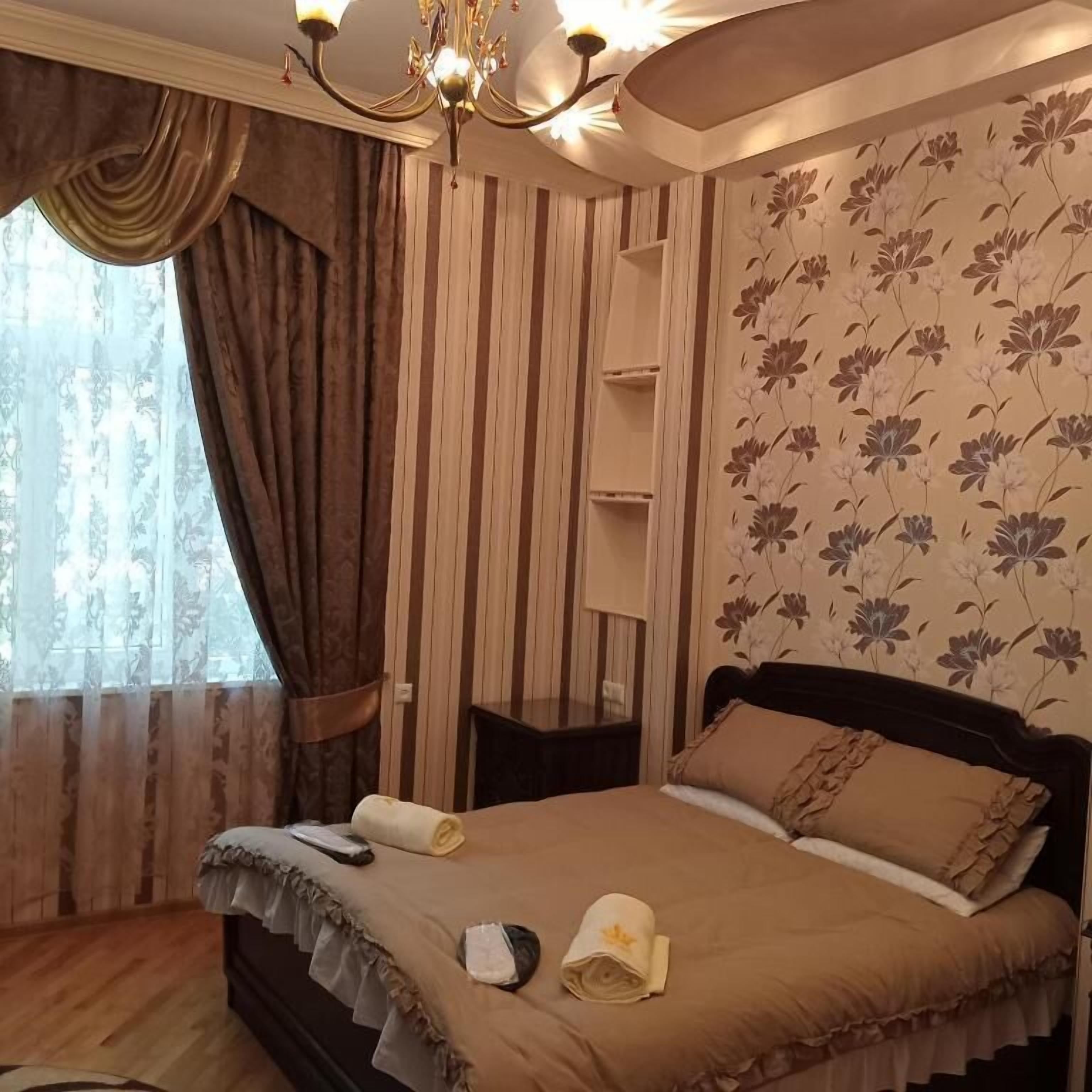 Deluxe Double Room | Blackout curtains, iron/ironing board, free WiFi
