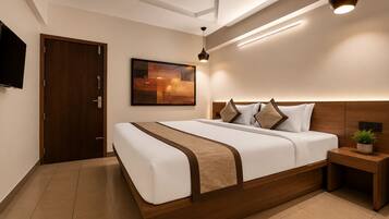 Kamar Double Deluks, pemandangan kota | Brankas, kedap suara, setrika/meja setrika, dan Wi-Fi gratis