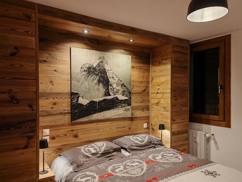 Apartment at the foot of the legendary Matterhorn in the Cervina–Zermatt area.