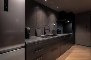 Unclassified image, 3 of 46, button - Kanako Penthouse Sauna & Rooftop @ Monzen-Nakacho (Koto City)