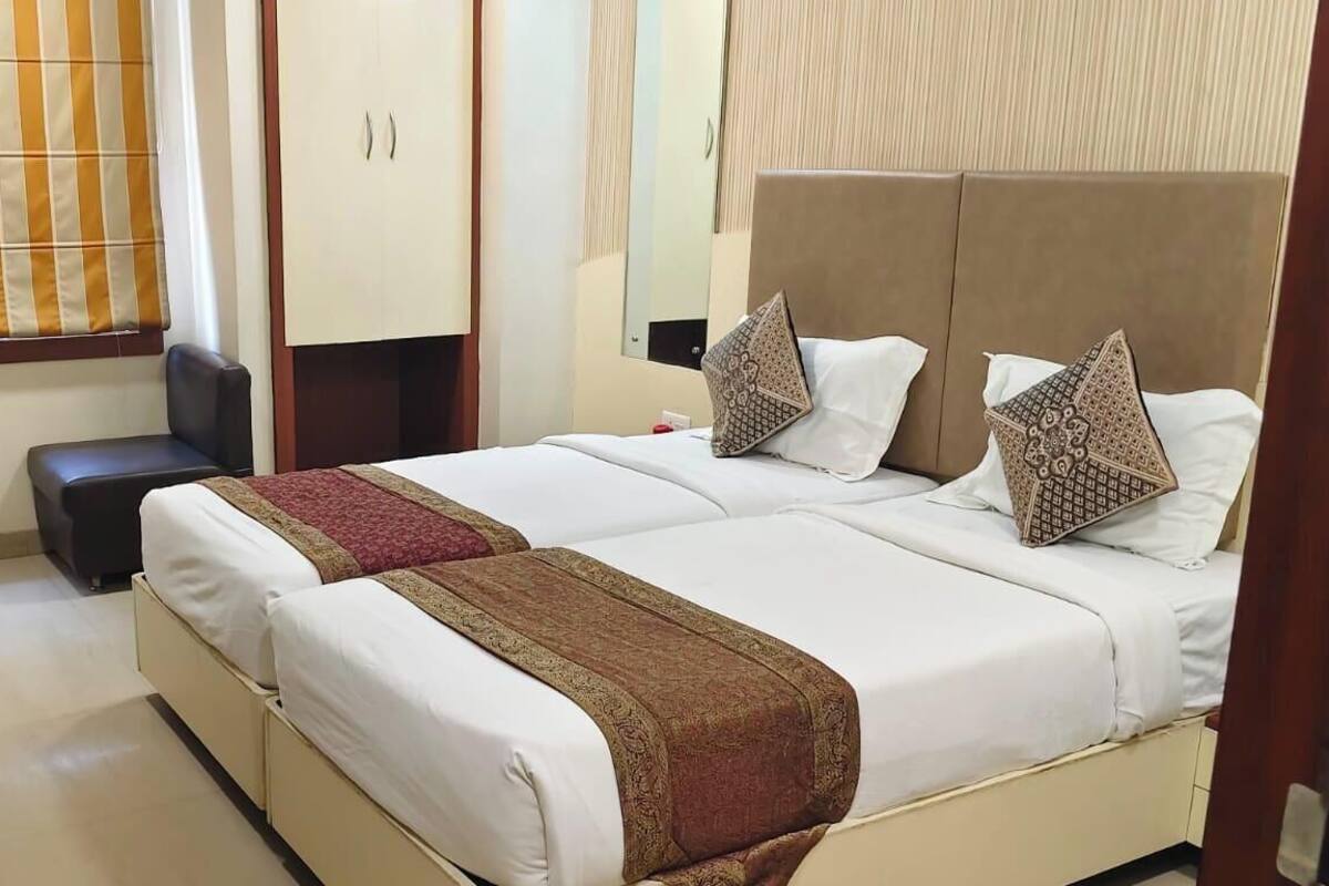 Phòng đôi hoặc 2 giường đơn, 2 giường đơn | Két bảo mật tại phòng, bàn, khu vực làm việc phù hợp cho laptop