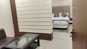 Junior Studio Suite | Interior - NIRVANA HOTEL (Varanasi)
