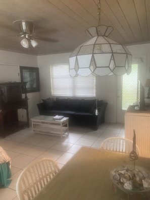 Living area - Steps to the Beach and all that Delray has to offer. (Delray Beach)
