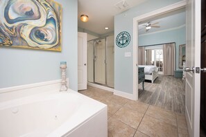 Condo, 3 phòng ngủ | 3 phòng ngủ, truy cập Internet không dây miễn phí 