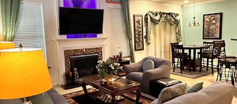 Charming 4-bedroom house in Winston-Salem near hospitals, downtown,universities
