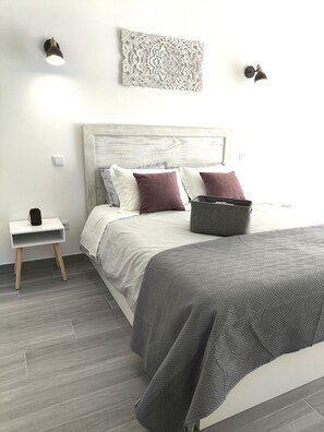 Iron/ironing board, travel cot, free WiFi, bed sheets - Porto Covo Love (Setúbal)