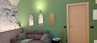 WISTERIA SECRET GARDEN ApartmentHistoric Palace&Private Courtyard (MAX 3 GUESTS)
