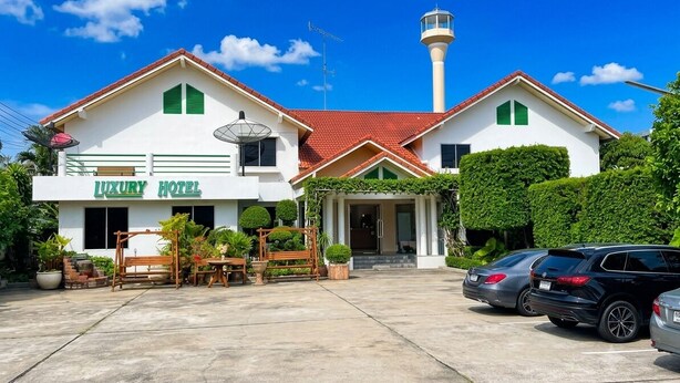 Ảnh chưa phân loại, 1 trong số 8 ảnh, nút