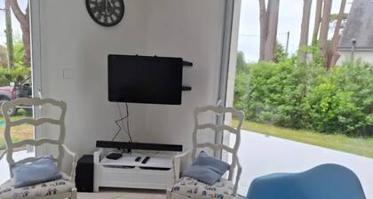 Family home near the beaches. Pets welcome!