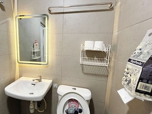 Bathroom - D Cloud Homestay & Room (Kajang)