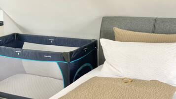WiFi, bed sheets