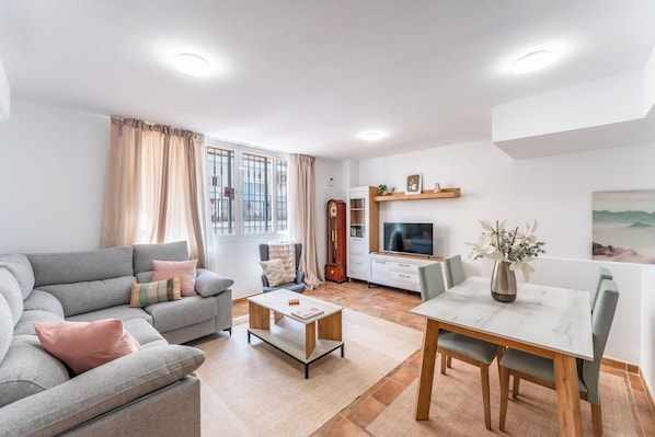 Living area - 2 bed Duplex in Los Boliches – Modern Comfort - Pass the Keys (Fuengirola)