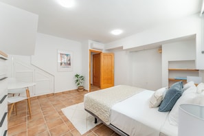 Room - 2 bed Duplex in Los Boliches – Modern Comfort - Pass the Keys (Fuengirola)