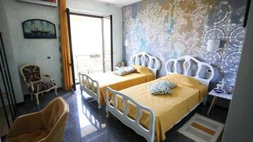3 bedrooms, travel crib, WiFi, bed sheets