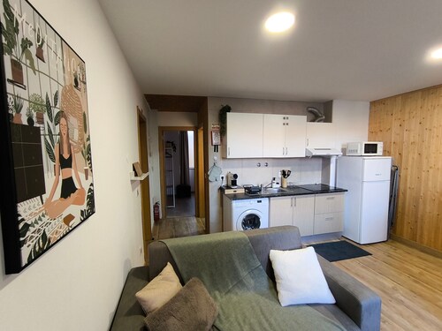 Casa Wood - Local Accommodation near Guarda's Historic Center