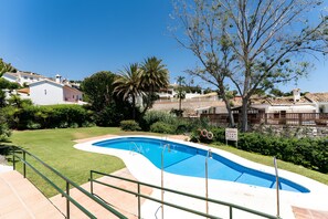 Pool - Holiday Home 'Lavanda' with Sea View, Wi-Fi and Air Conditioning (Málaga)