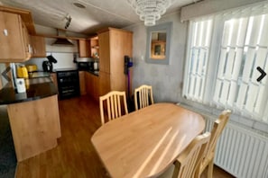 Dining - Seaside Escape Lodge in Rhyl (Rhyl)