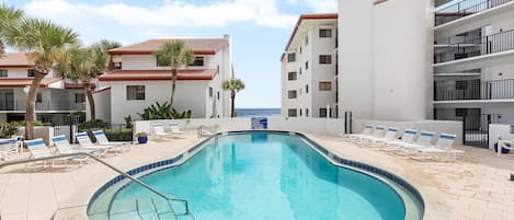 Condo, varias camas (Las Brisas 523) | Alberca | Alberca climatizada