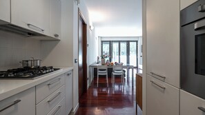 Apartment (1 Bedroom) | Private kitchen | Espresso maker, oven, stovetop, dishwasher - Italianway Comfort - Vico Magistretti 1 B (Milan)