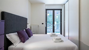 Apartment (1 Bedroom) - Italianway Comfort - Vico Magistretti 1 B (Milan)