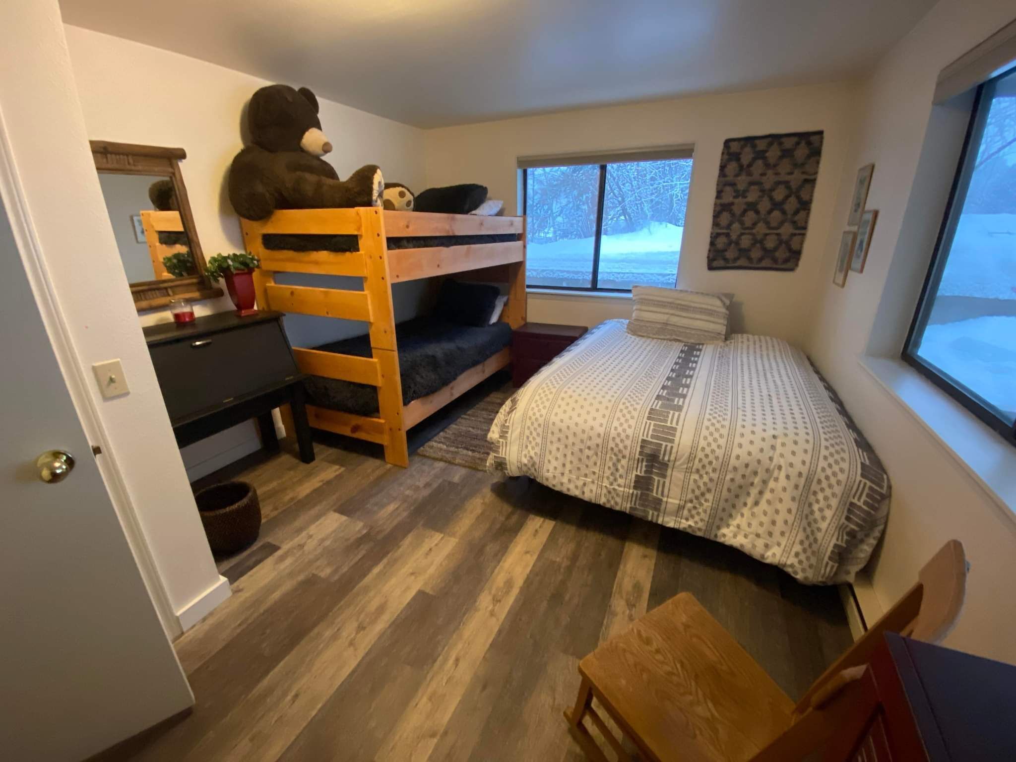 2 chambres, bureau, Wi-Fi gratuit, draps fournis