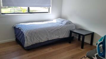 House, 3 Bedrooms, Smoking, Balcony | 3 bedrooms