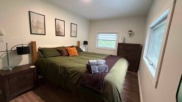 3 quartos, ferros/tábuas de passar roupa, Wi-Fi, roupa de cama