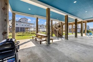 Unclassified image, 2 of 68, button - 3 Bd/2 Bth, Walkable to the Beach, Villa Verdie (Bolivar Peninsula)