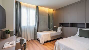 2 chambres, fer et planche à repasser, Wi-Fi gratuit, draps fournis