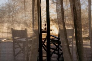 Familienzimmer, Balkon | Speisen im Freien