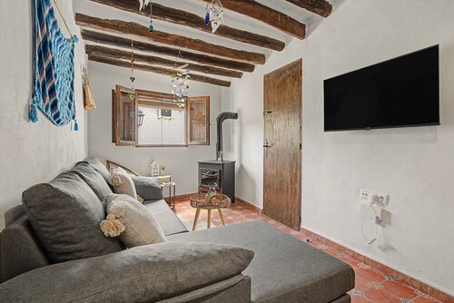 Casa Retiro Picena: mountain views, private terrace & air conditioning