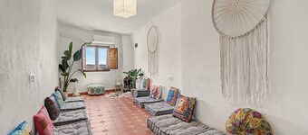 Casa Retiro Picena: mountain views, private terrace & air conditioning
