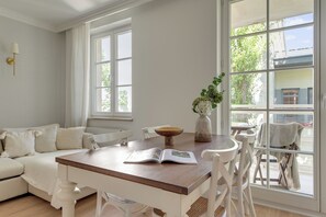 Family Apartment, Balcony | In-room dining - Valor -Rodzinny apartament z balkonem (Sopot)