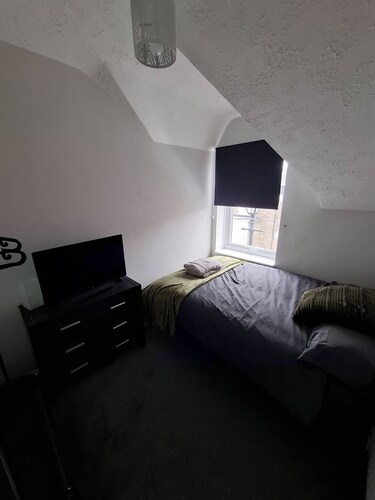 Alice Place 4BR Long-term Stay Parking, Wifi
