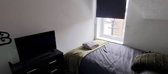 Alice Place 4BR Long-term Stay Parking, Wifi