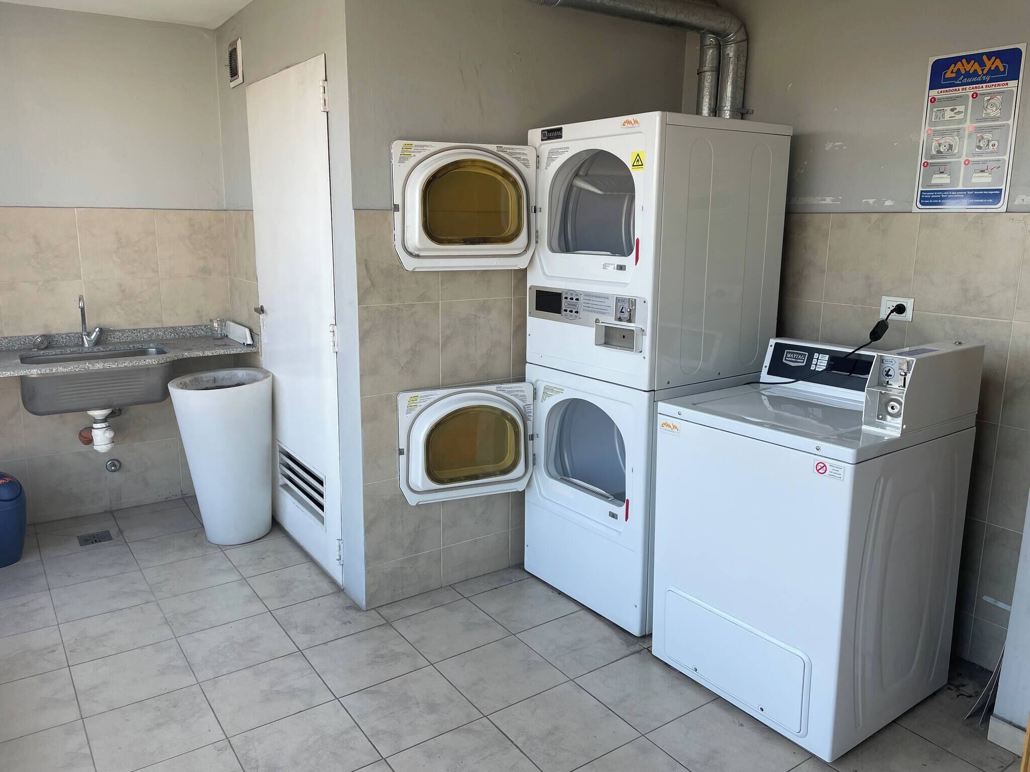Apartment, 1 Bedroom, Accessible, Smoking | Laundry
