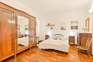 Unclassified image, 3 of 21, button - [La Loggia del Delfino] - 5 Terre Sea View A/C (Lerici)