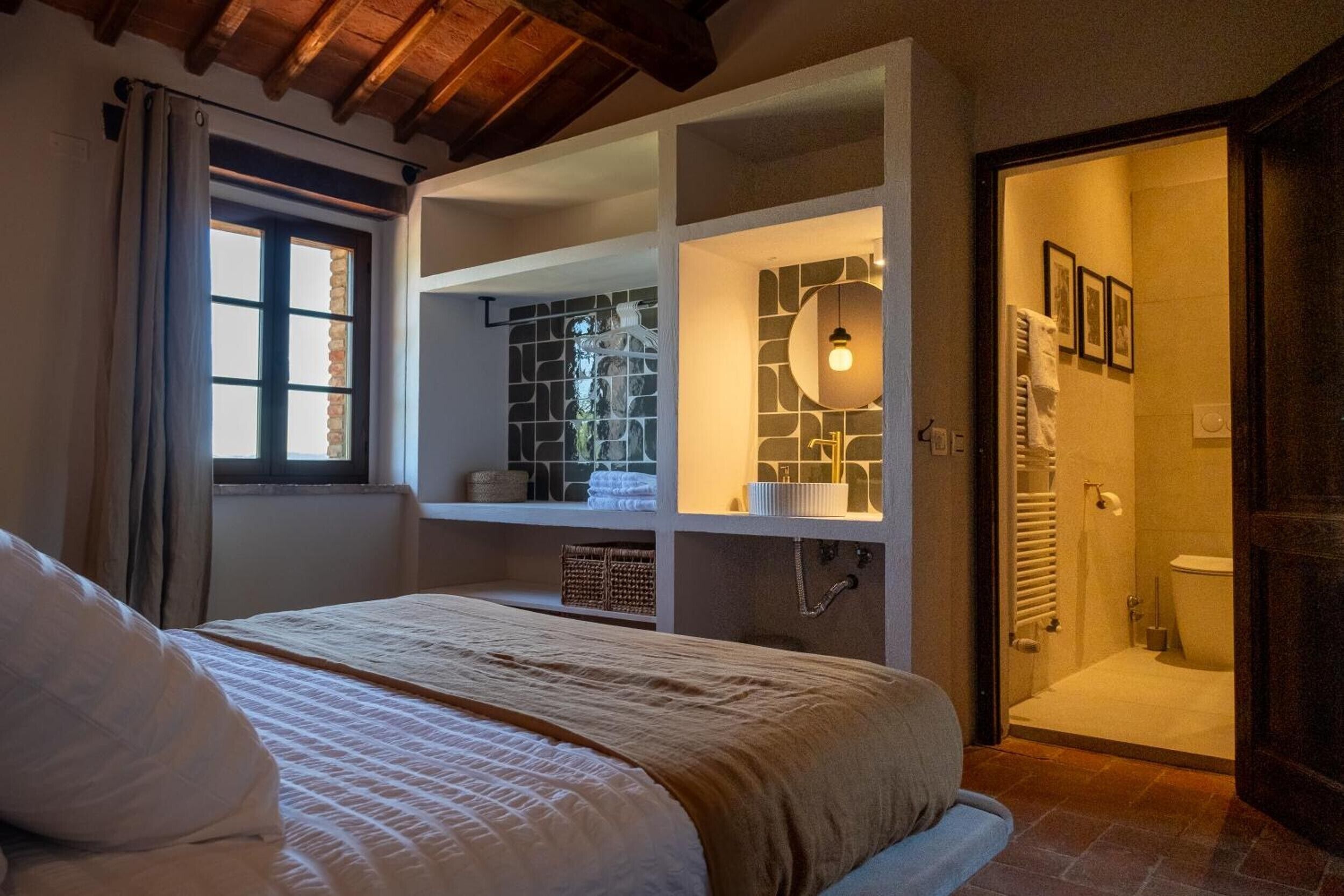 6 Schlafzimmer, WLAN, Bettwäsche