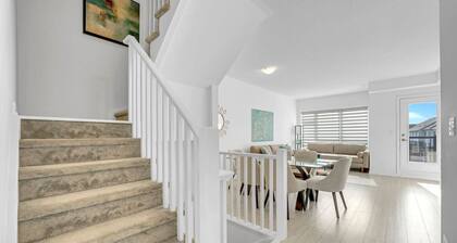 *Beautiful Family Home* With a Backyard + Parking