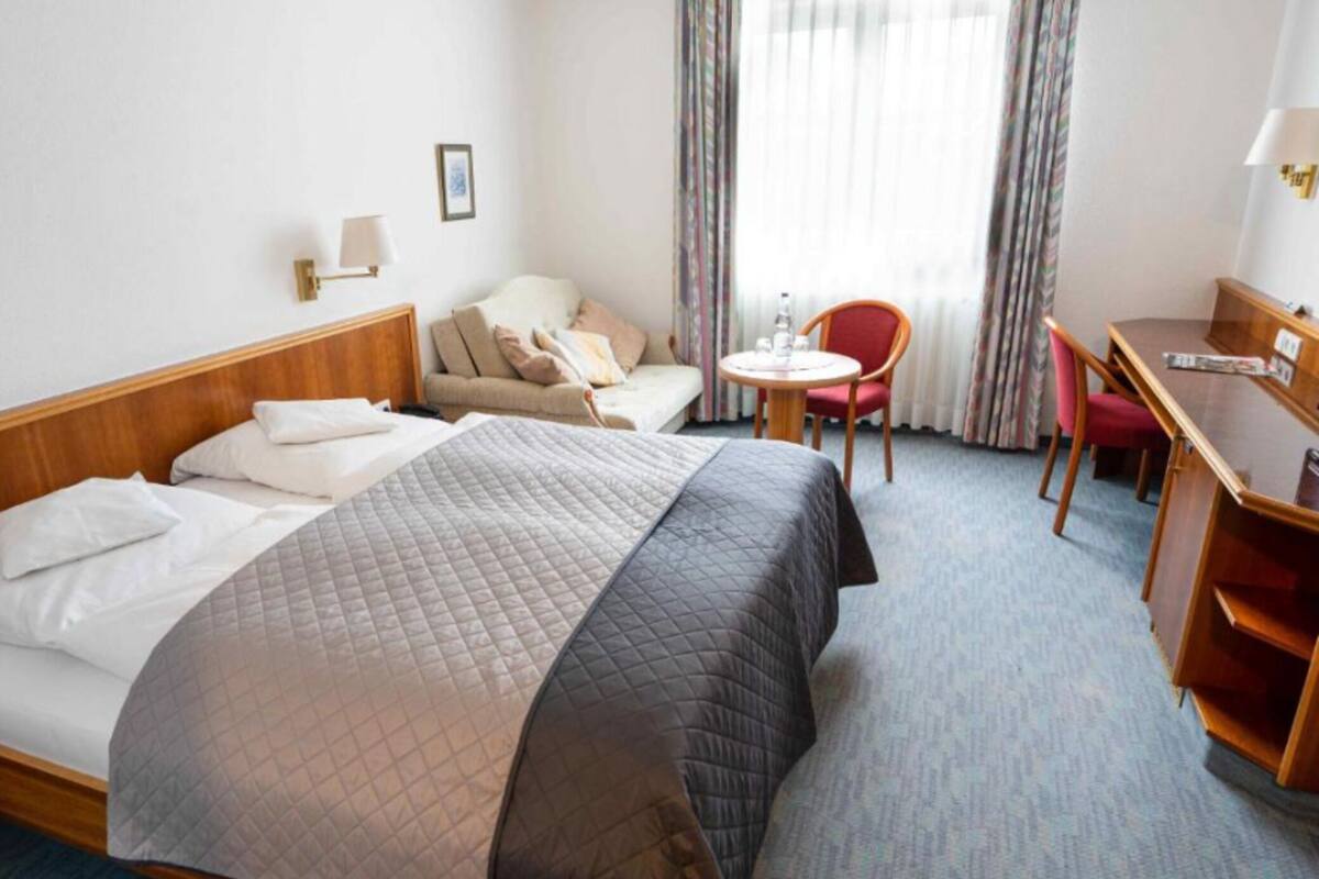 Standard-Doppelzimmer | Schreibtisch, kostenloses WLAN