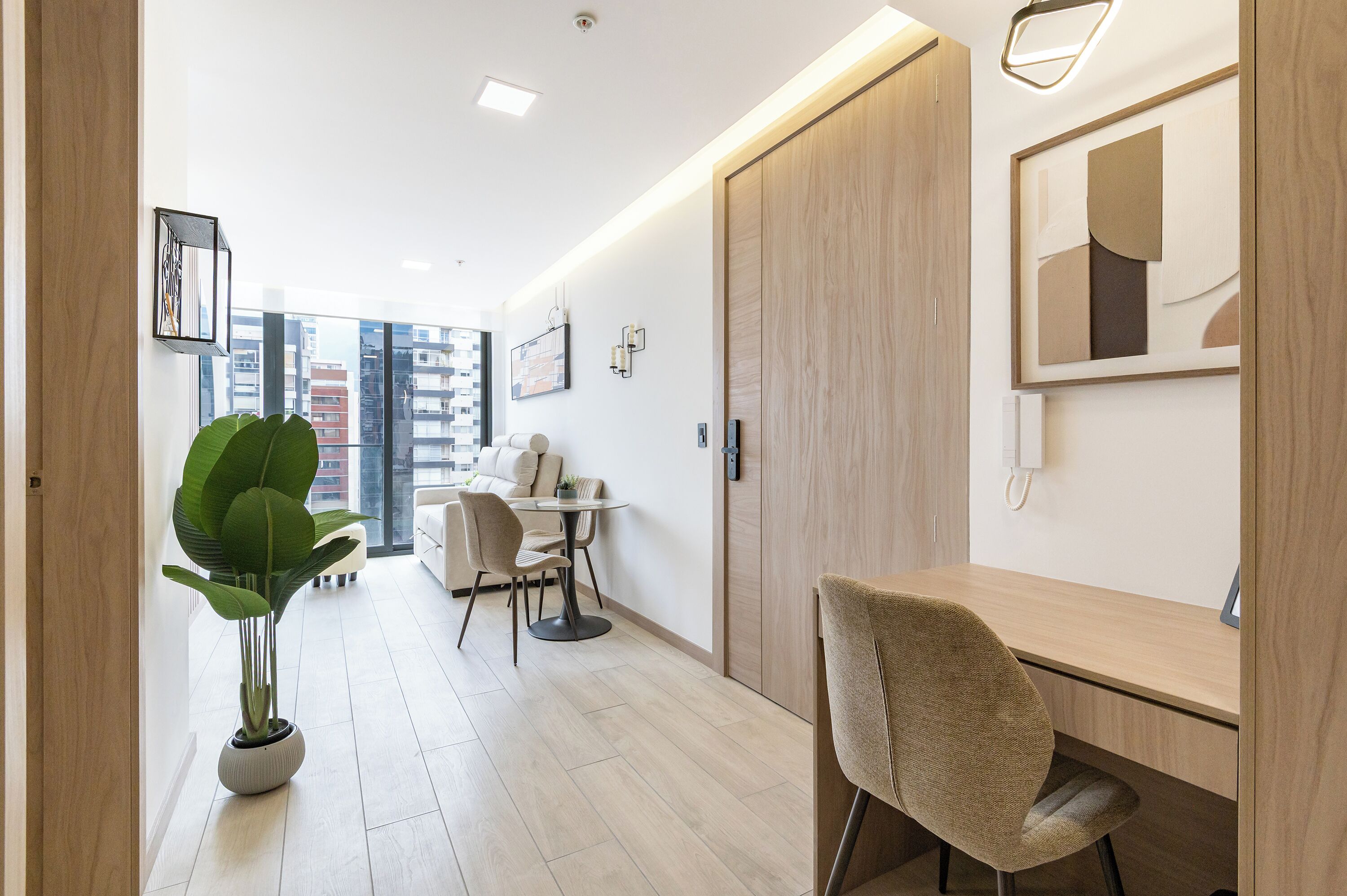Deluxe Suite, Haiwan Kesayangan Dibenarkan, City View | Bahagian dalam