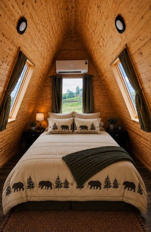 2 bedrooms, iron/ironing board, free WiFi, bed sheets - Newly built cabin by Luray Caverns/Shenandoah Natl Park/Wedding Venues (Stanley)